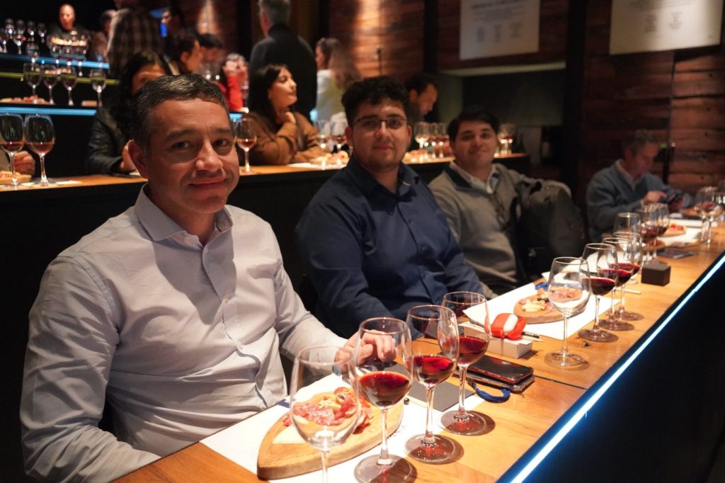 Morris & Opazo y AWS presentaron QuickSuite en Chile el nuevo futuro de la analítica empresarial